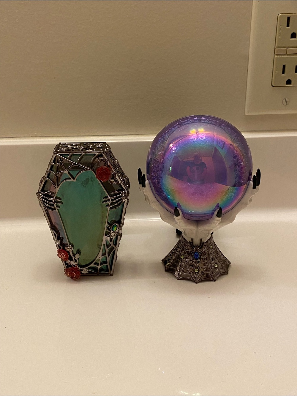 Bath and Body Works Plug In Halloween Lot Skeleton In Coffin Crystal Ball EUC